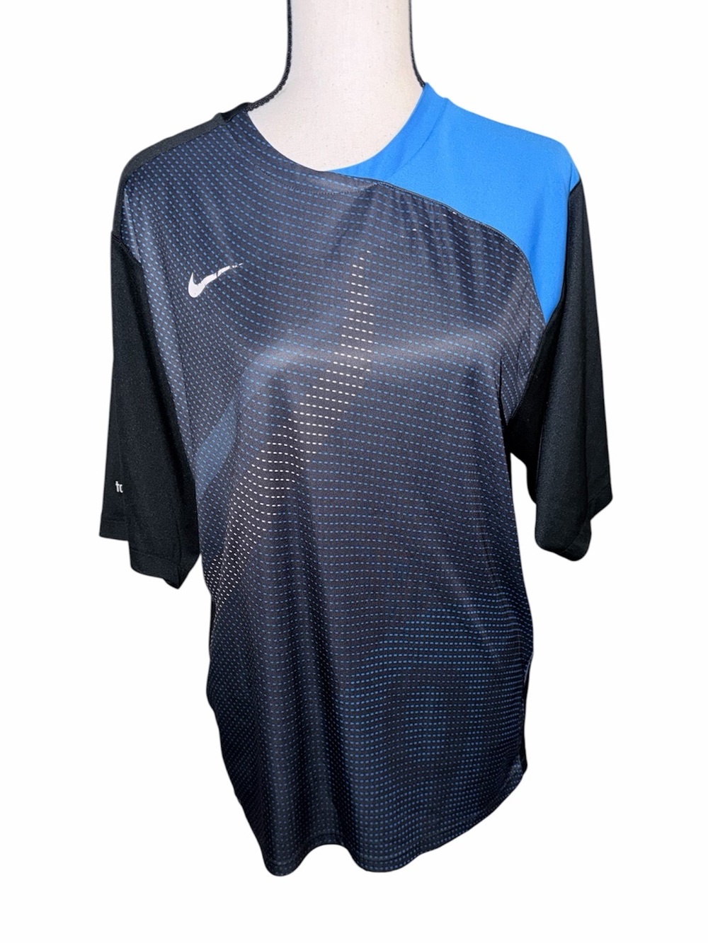 Nike Dry Fit Logo Gradient Training Soccer Jersey Athletic Short Sleeve Medium - Picture 2 of 5